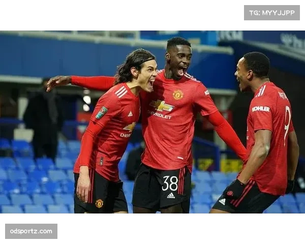 朗斯边路突击战术高效 圣马克西曼替补登场连送助攻